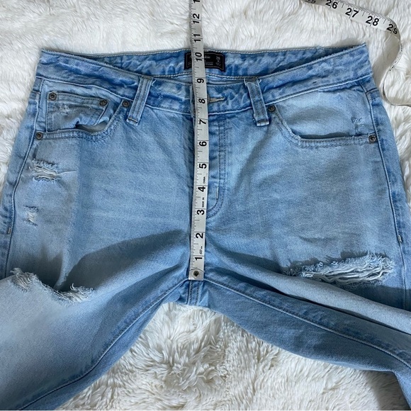 Abercrombie & Fitch Ames Slim Boyfriend Jeans Button Fly Light Wash Distressed 2 - Picture 6 of 10